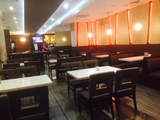 Element Lounge And Restaurant