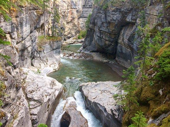 Maligne Canyon